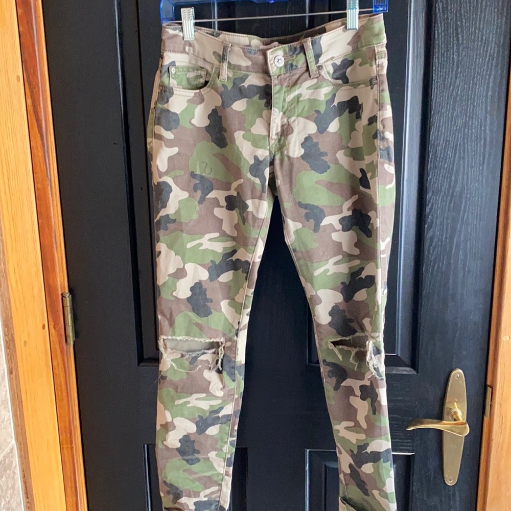 Camo DL1961 denim